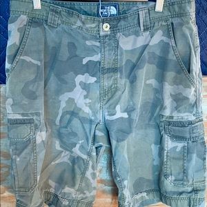 The North Face Camo Cargo Shorts Size 38